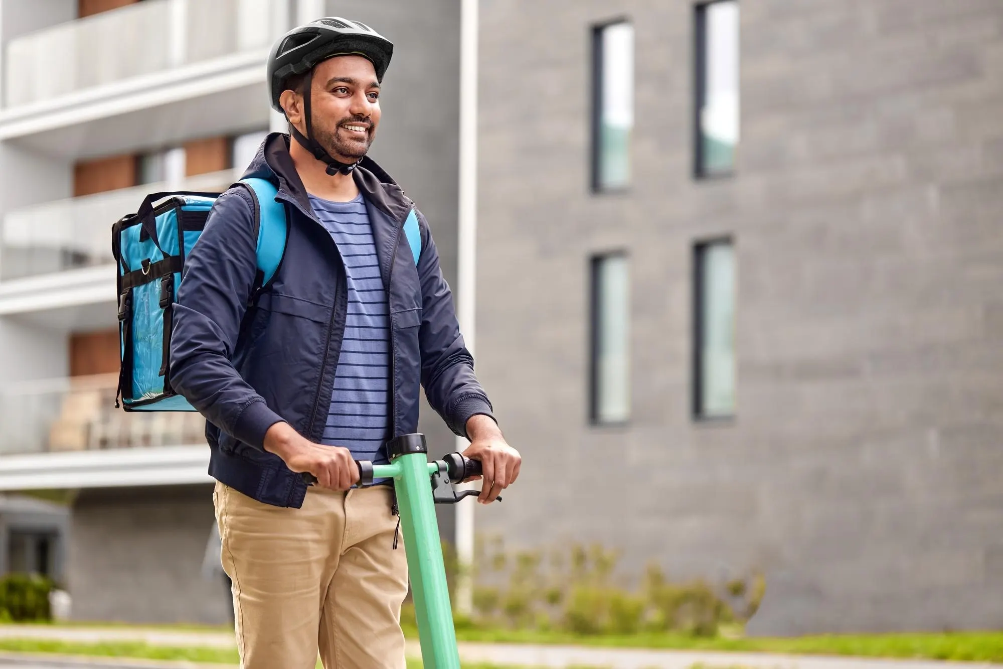 SwiftShip Couriers — Courier website design preview